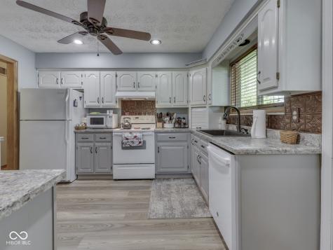 3260 E 150 S Franklin IN 46131
