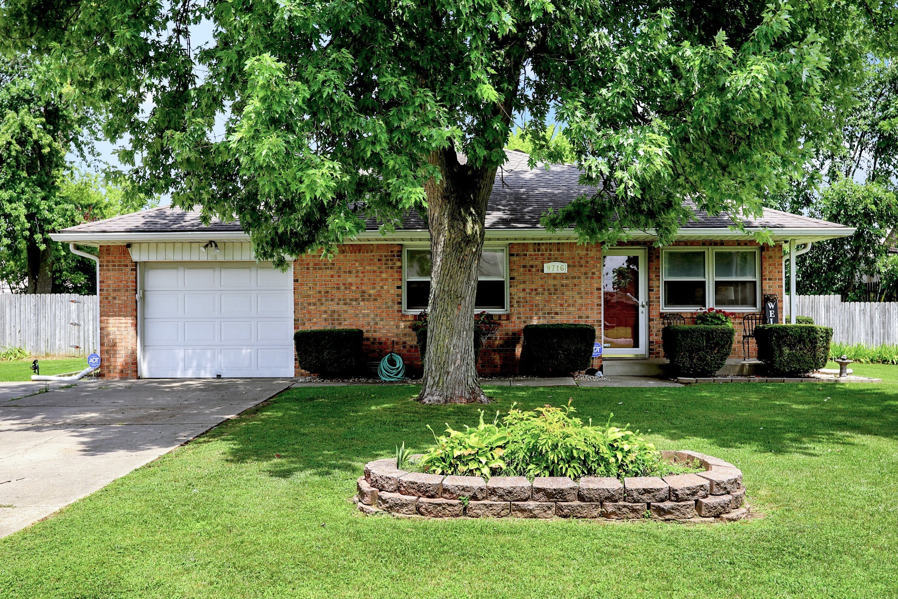9716 Schrier Drive Avon IN 46123
