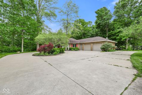 4568 N State Road 9 Shelbyville IN 46176