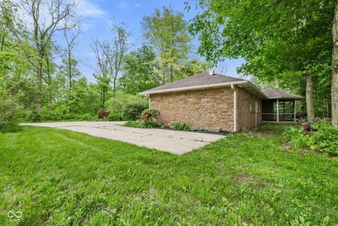 4568 N State Road 9 Shelbyville IN 46176