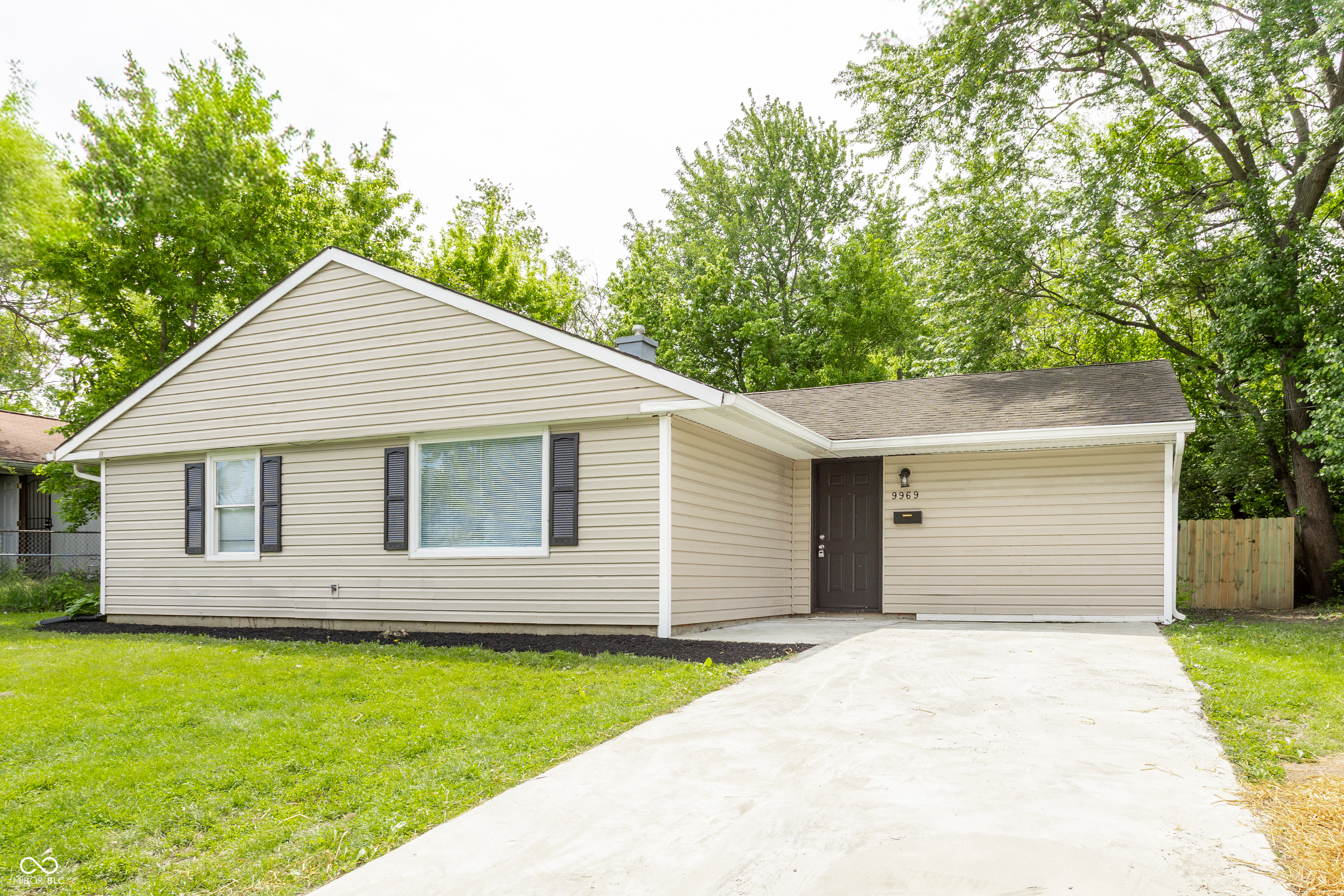 9969 Montery Road Indianapolis IN 46235