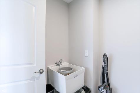 6807 Sable Point Drive Brownsburg IN 46112