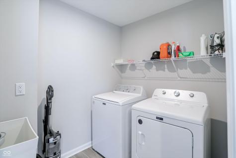 6807 Sable Point Drive Brownsburg IN 46112