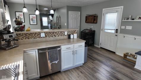 1121 S Capitol Avenue Indianapolis IN 46225