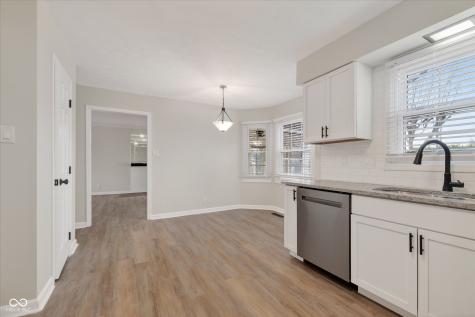 12112 Roxbury Place Carmel IN 46033