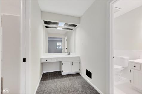 12112 Roxbury Place Carmel IN 46033