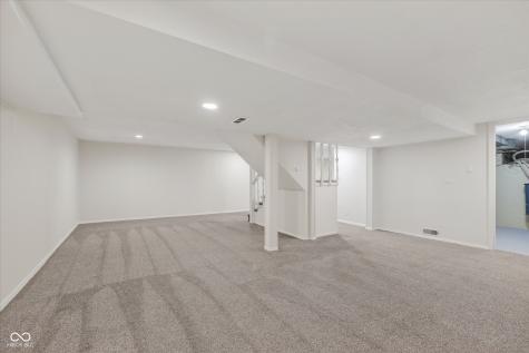 12112 Roxbury Place Carmel IN 46033