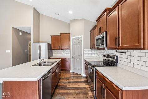 6627 Mayapple Drive Pendleton IN 46064