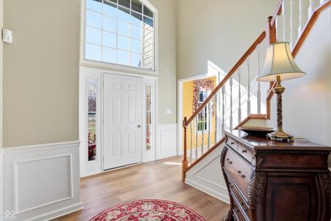 10828 Woodmont Lane Fishers IN 46037