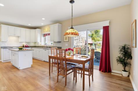 10828 Woodmont Lane Fishers IN 46037