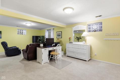 10828 Woodmont Lane Fishers IN 46037