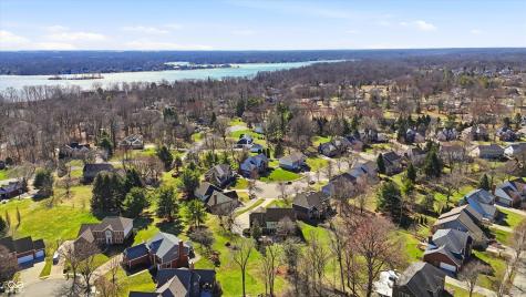 10828 Woodmont Lane Fishers IN 46037