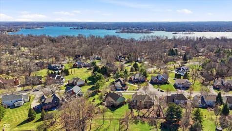 10828 Woodmont Lane Fishers IN 46037