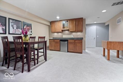 13447 Cuppertino Lane Carmel IN 46074
