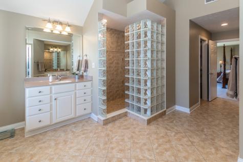 10484 Tavarez Court Fishers IN 46040