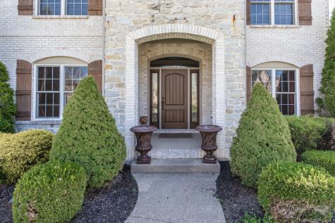 10484 Tavarez Court Fishers IN 46040