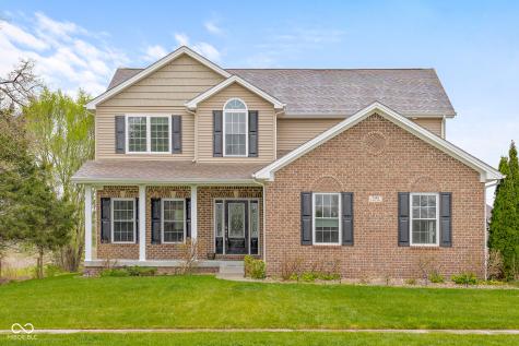 2503 Violet Way Columbus IN 47201
