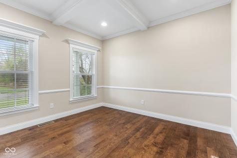 2503 Violet Way Columbus IN 47201