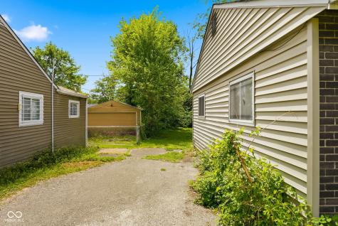 4737 E 33rd Street Indianapolis IN 46218
