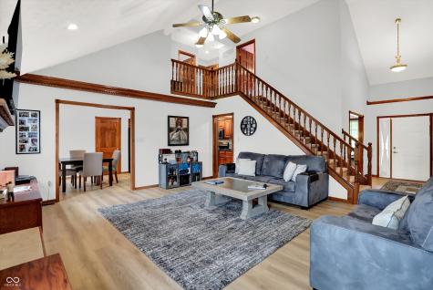 8232 Meadow Bend Drive Indianapolis IN 46259