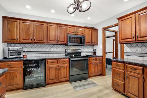 8232 Meadow Bend Drive Indianapolis IN 46259