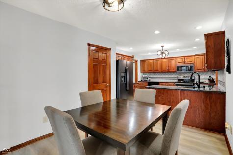 8232 Meadow Bend Drive Indianapolis IN 46259