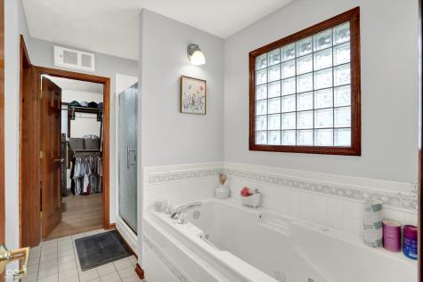 8232 Meadow Bend Drive Indianapolis IN 46259