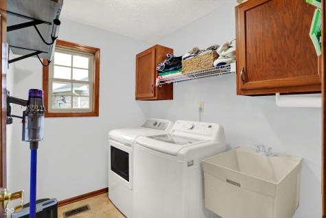 8232 Meadow Bend Drive Indianapolis IN 46259