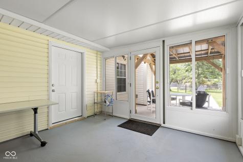 7447 Iron Rock Road Indianapolis IN 46236