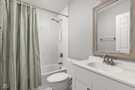 7447 Iron Rock Road Indianapolis IN 46236