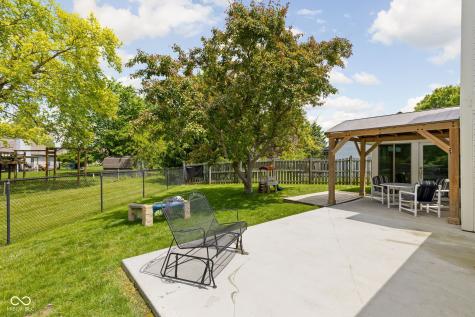 7447 Iron Rock Road Indianapolis IN 46236