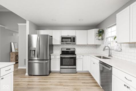 7447 Iron Rock Road Indianapolis IN 46236
