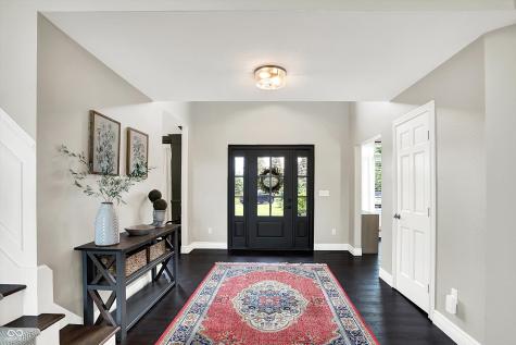 1933 S 825 E Zionsville IN 46077