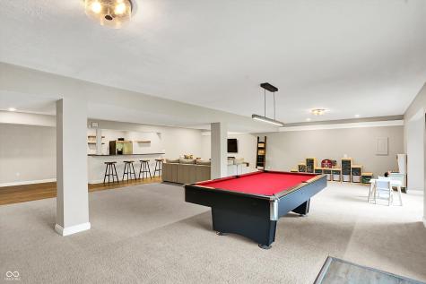 1933 S 825 E Zionsville IN 46077