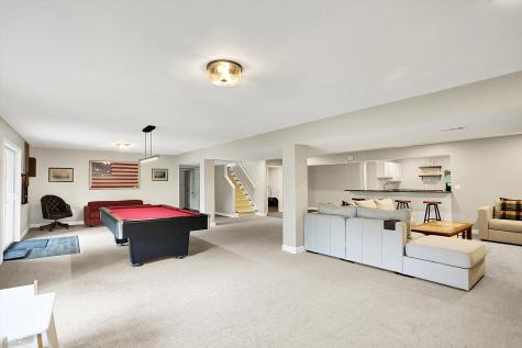 1933 S 825 E Zionsville IN 46077