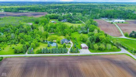 1933 S 825 E Zionsville IN 46077