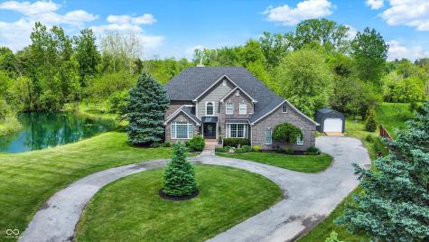 1933 S 825 E Zionsville IN 46077