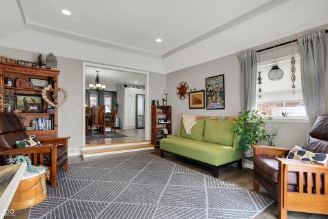 2001 Winchester Drive Indianapolis IN 46227