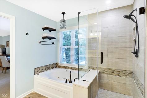9252 Blackberry Court Zionsville IN 46077