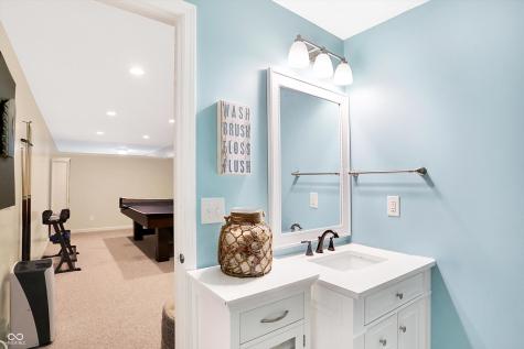 9252 Blackberry Court Zionsville IN 46077