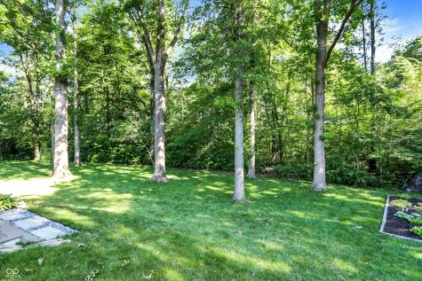 9252 Blackberry Court Zionsville IN 46077