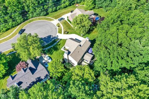9252 Blackberry Court Zionsville IN 46077
