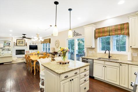 9252 Blackberry Court Zionsville IN 46077