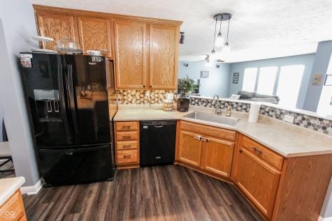 8005 Stoney Bend Court Indianapolis IN 46259
