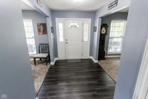 8005 Stoney Bend Court Indianapolis IN 46259