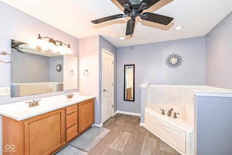 15898 Bounds Drive Noblesville IN 46062