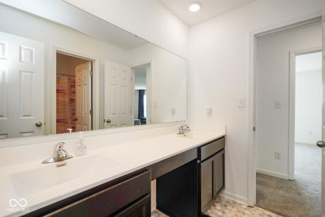 6602 W Whispering Way Greenfield IN 46140