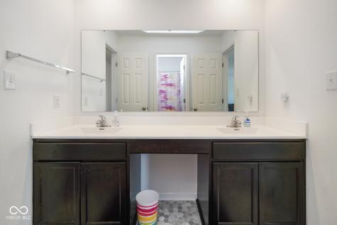 6602 W Whispering Way Greenfield IN 46140
