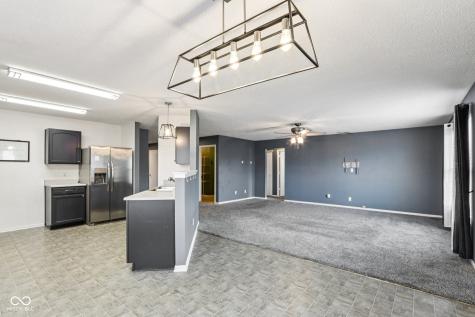 784 Streamside Drive Greenfield IN 46140