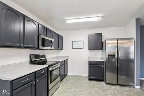 784 Streamside Drive Greenfield IN 46140